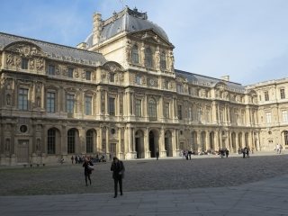 Louvre Museum