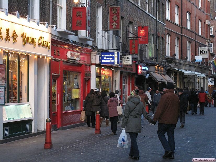 In Chinatown zijn veel verschillende soorten bedrijven en het zijn zeker niet alleen toeristen die in Chinatown rondlopen. Tips:   Meer over Chinatown in Londen.