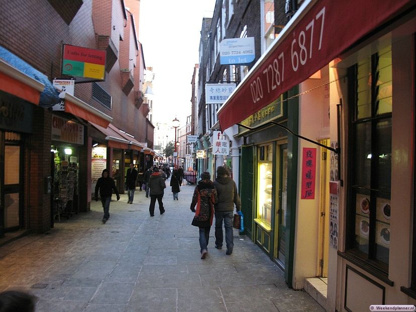 De straat Newport Court maakt ook deel uit van Chinatown. Tips:  Meer over Chinatown in Londen.