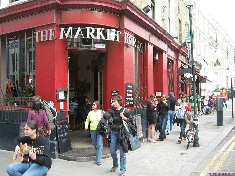 Als je een trendy pub of eethuisje zoekt zit je op Portobello Road goed. Tips: Pubs en Inn's in Londen..