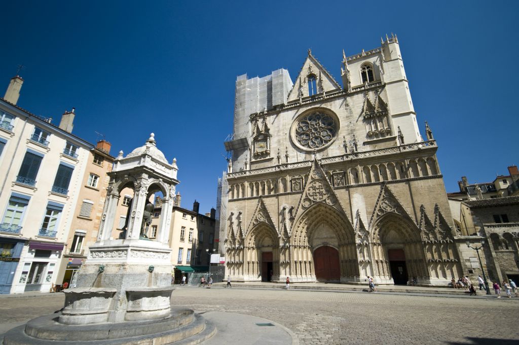 Bron: DreamstimeDe basiliek Notre-Dame de Fourvière is één van de meest bekende bezienswaardigheden van Lyon.